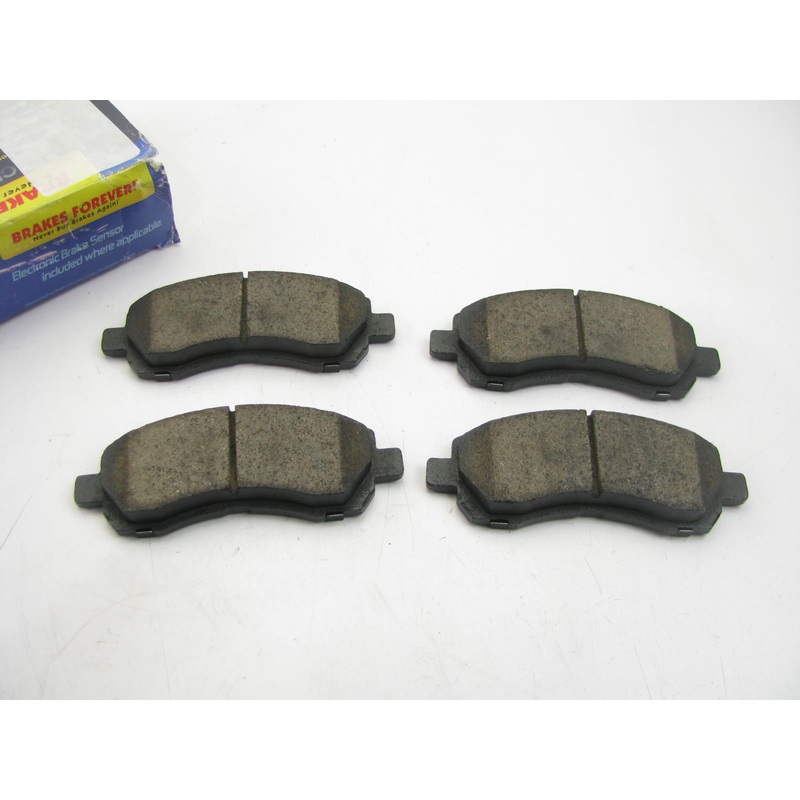 Ceramic   Disc Brake Pad Set, Front Brakes Forever PD722