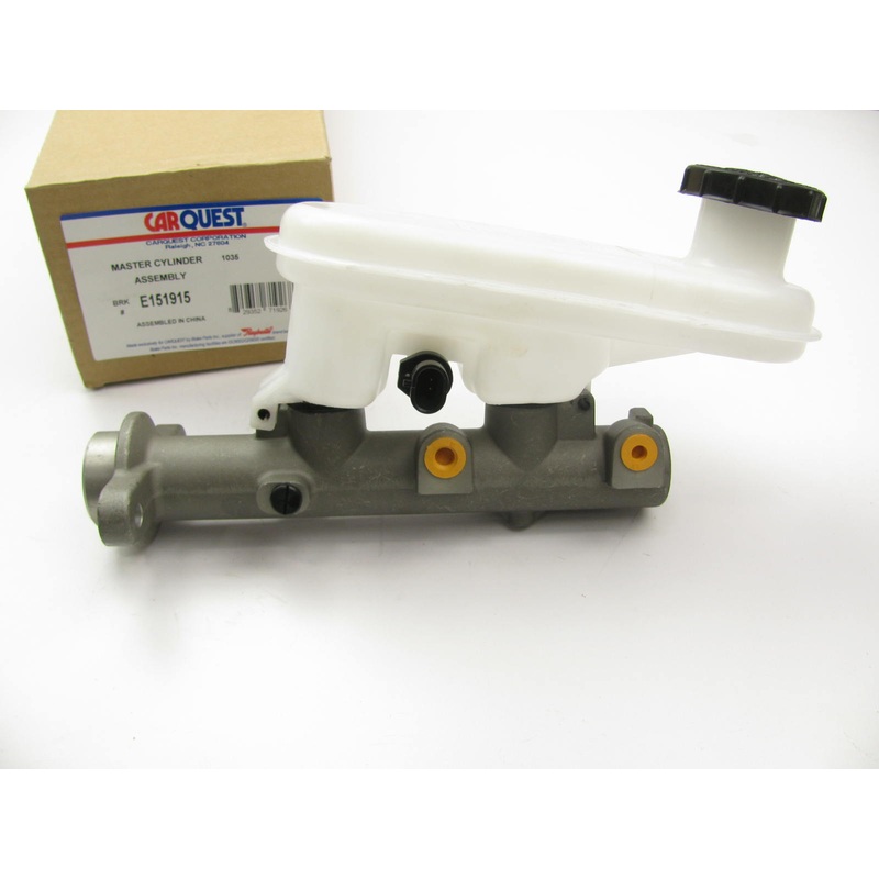 Carquest E151915 Brake Master Cylinder With Reservoir