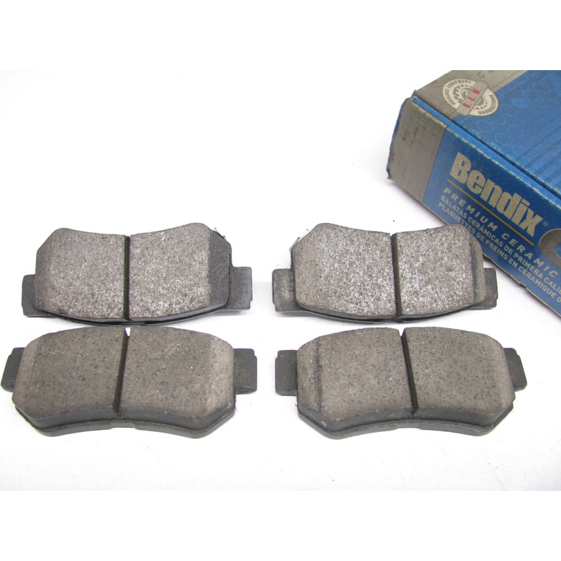 Bendix D813CT Ceramic Disc Brake Pads - Rear