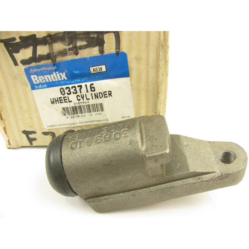 Bendix 33716 Front Left Upper Drum Brake Wheel Cylinder 3K596H 3069 Casting