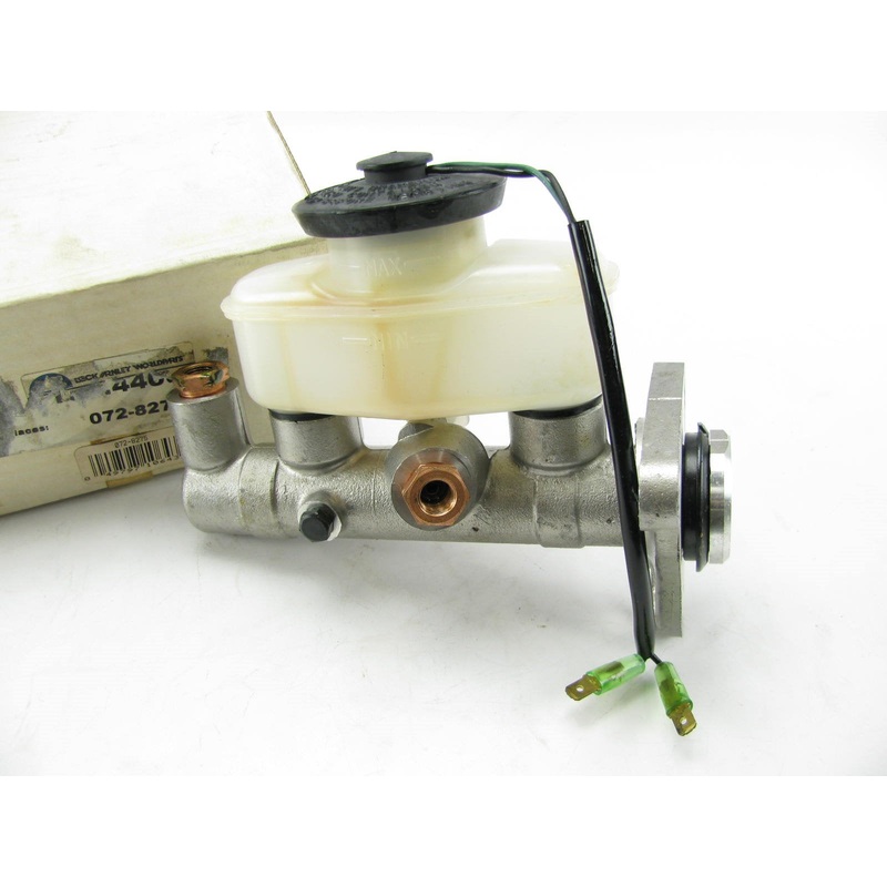 Beck Arnley 072-8275 Brake Master Cylinder (Thru 5/84 ONLY)