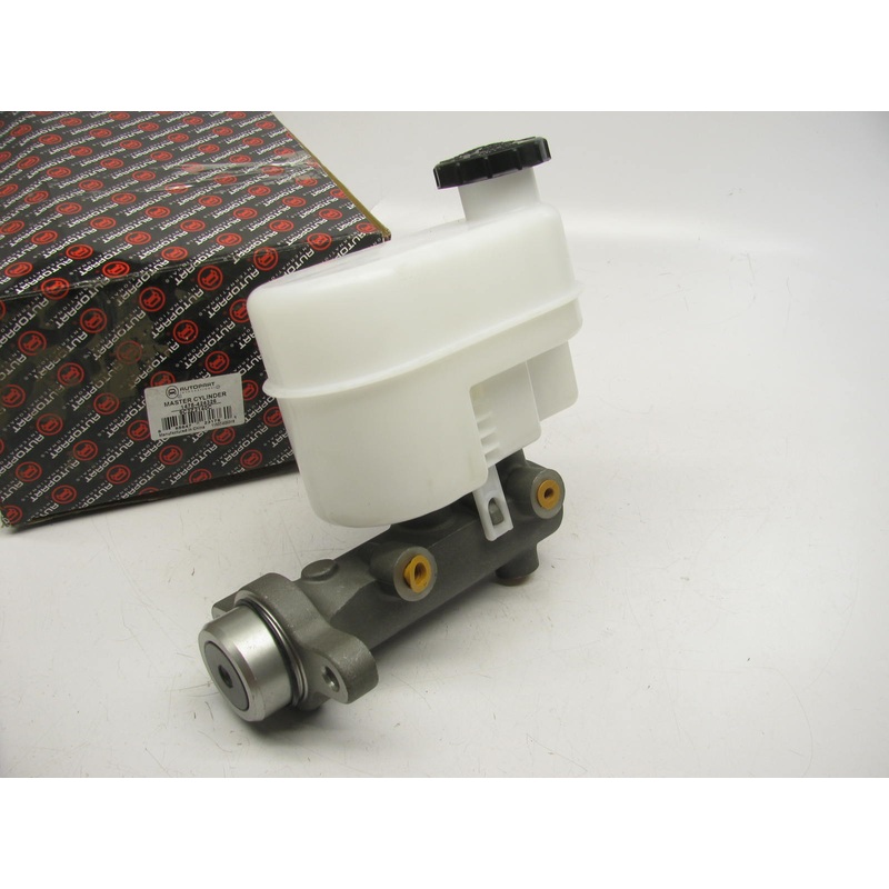 Autopart International 1475-424326 Brake Master Cylinder With Reservoir