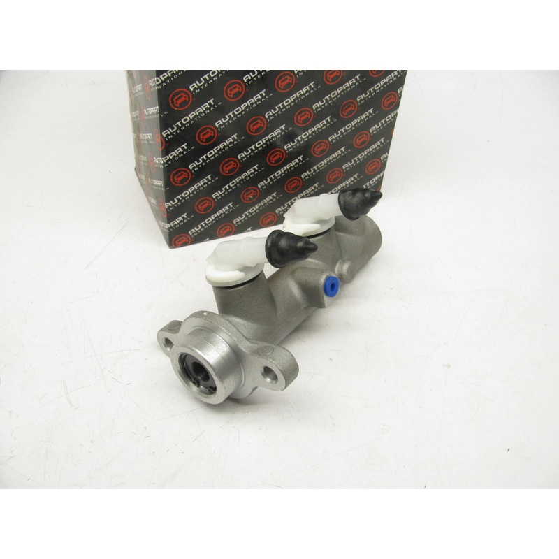 Autopart 1475-23305 Brake Master Cylinder For 1999-2000 Mercury Villager