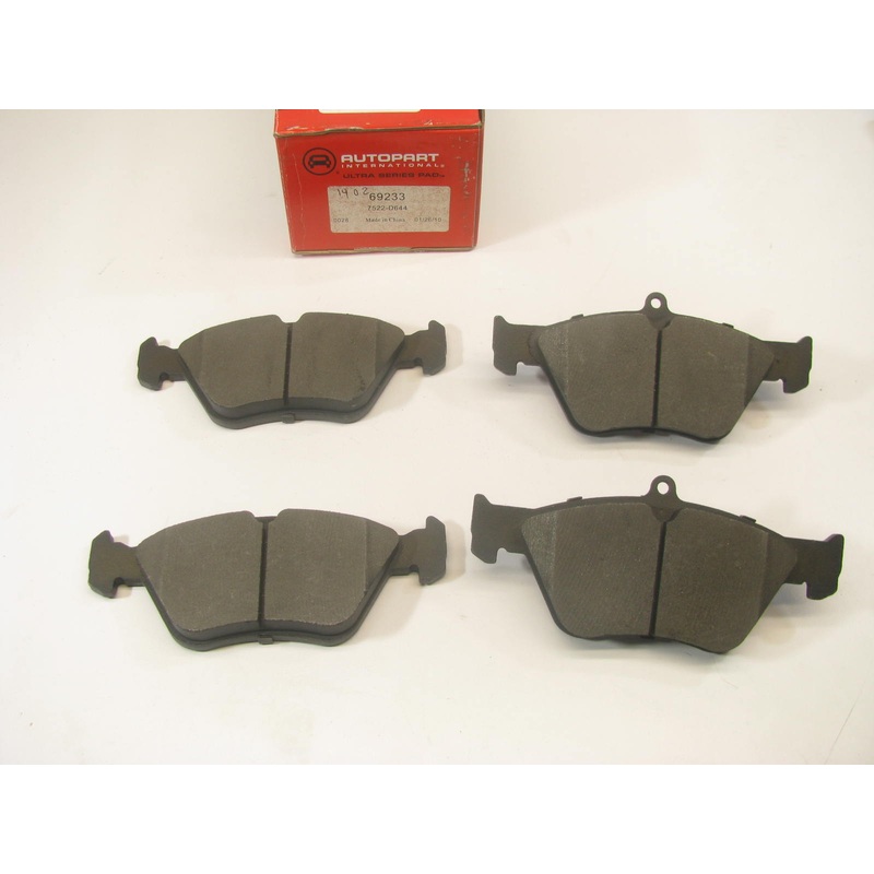 Autopart 7522-D644 Front Semi-Metallic Disc Brake Pads for 1994-1996 Saab 900