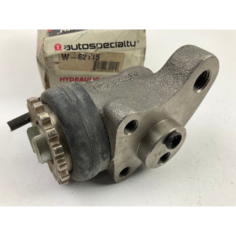 Auto Specialty W62115 Front Left Drum Brake Wheel Cylinder 1992-1994 Isuzu FSR