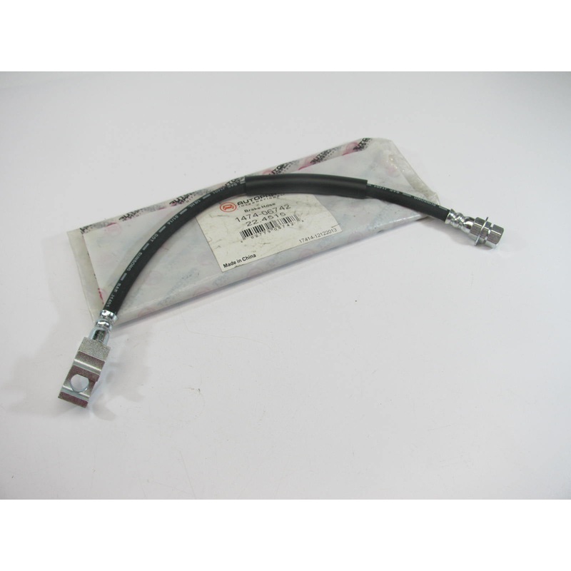 Autopart 1474-06742 Rear Center Brake Hydraulic Hose 1999-2004 Ford F-350 S/D