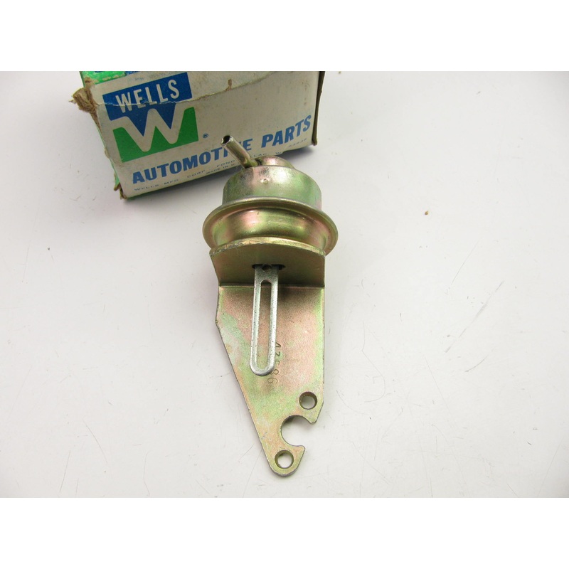Wells CP107 Carburetor Choke Pull-Off - 1975-1976 Pontiac Rochester 2-BBL 2GC