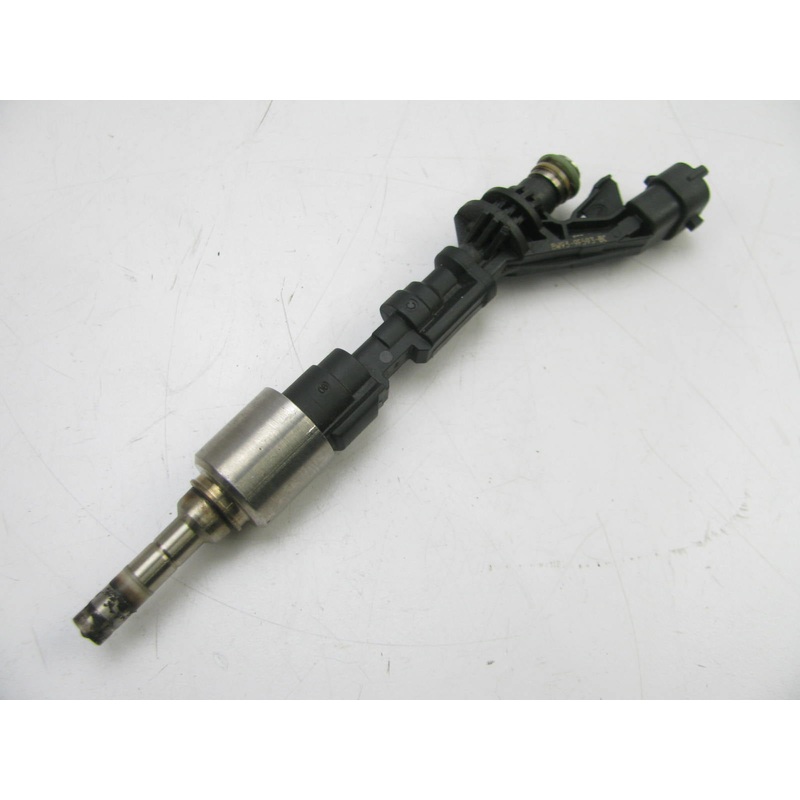 USED CORE - OEM 8W93-9F593-BC Fuel Injector