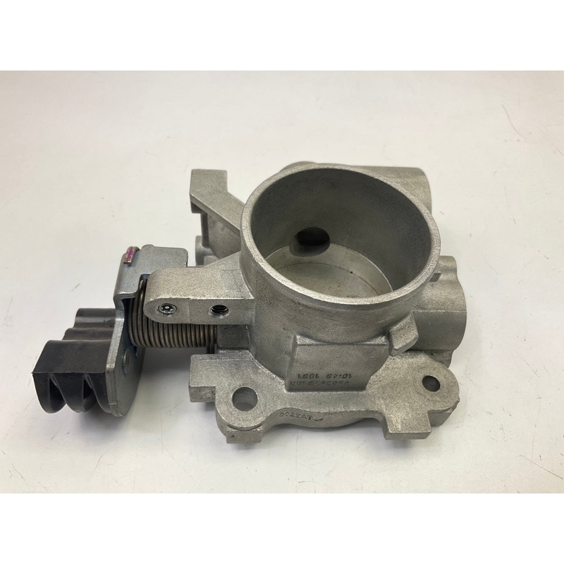 USED 5096293AA Throttle Body Without Sensors OEM For 03-06 Stratus Sebring 2.4L