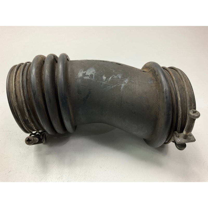 USED #700 MAF Intake Duct Air Tube Hose OEM For 84-89 300ZX Z31 Turbo 1657811P00