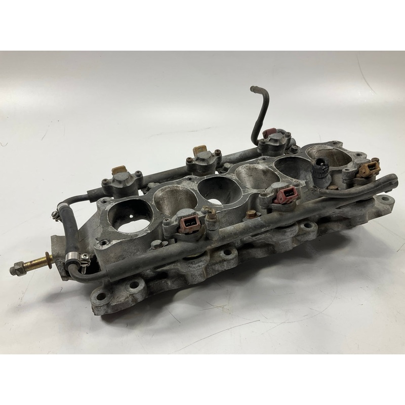 USED - Lower Intake Manifold Plenum WITH Fuel Rail & Injectors OEM For 90-96 Z32