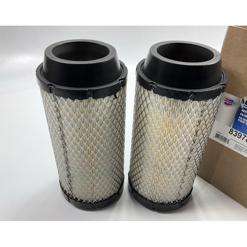 (2) Carquest 83978 Air Filter Replaces: 49978, LAF5771, K318182240, K318182241