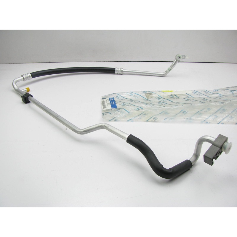 NEW - OEM 9776339880 A/C Suction Hose For 2002-2005 Hyundai XG350 2001 XG300