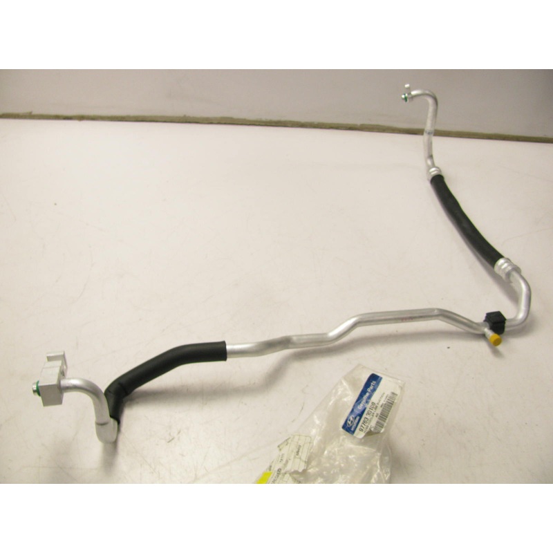 NEW - OEM 977633D100 A/C Compressor Evaporator Hose For 2002-05 Hyundai Sonata