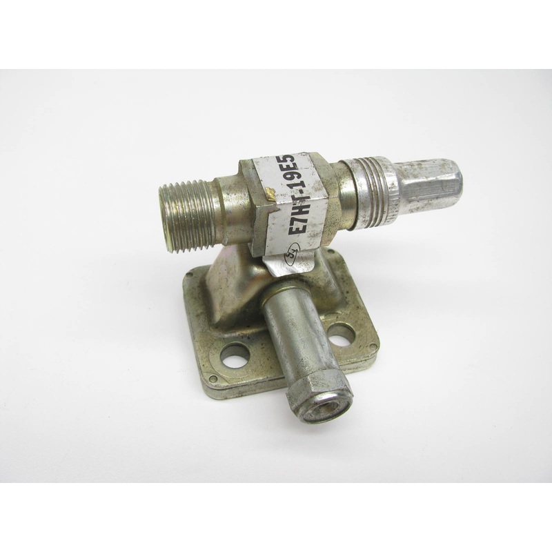 NEW - OEM Ford E7HT-19E574-AA High Pressure A/C Manifold 1987-94 F6000/8000 FTO