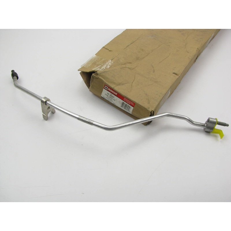 Motorcraft YF3027 A/C Refrigerant Liquid Hose 2005-07 Freestyle, 08-09 Taurus X