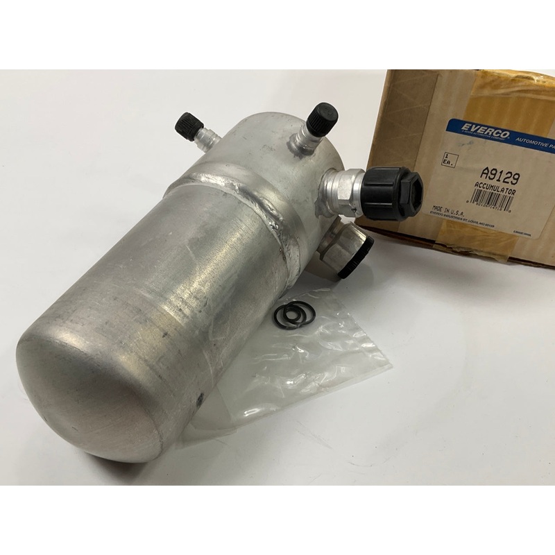 Everco A9129 A/C Accumulator For 1985-1988 Chevrolet GMC 40/70 Series