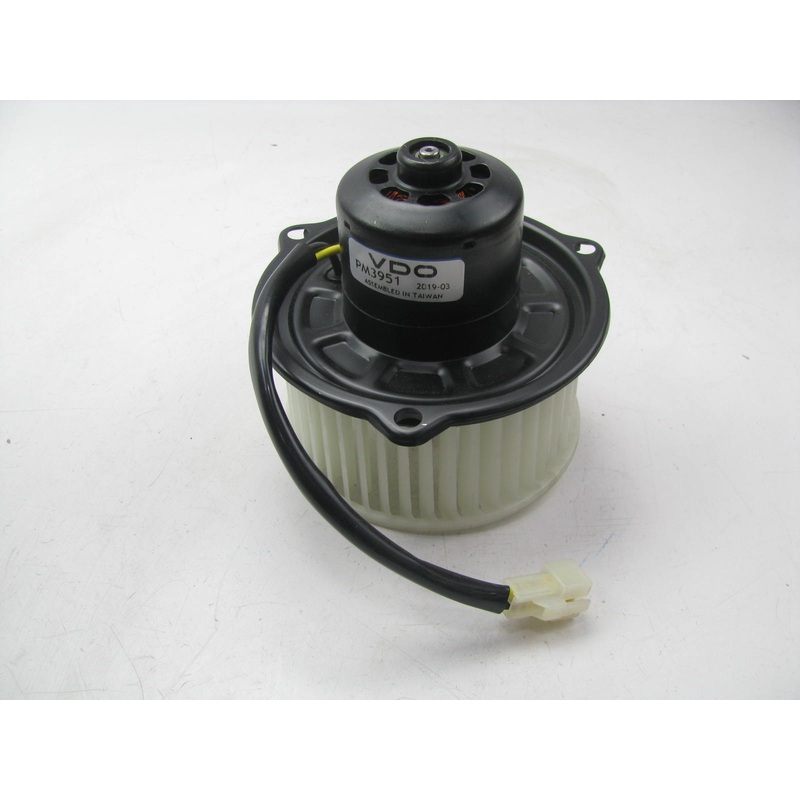 VDO PM3951 HVAC Blower Motor With Wheel